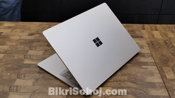 Surface Laptop 3 Core i7 10th gen 16/256gb ssdTouch 15